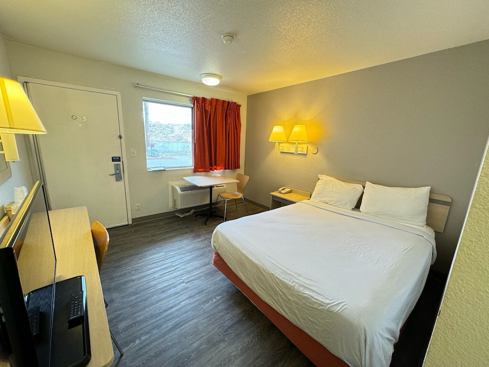 Motel6 Casper, WY 20/63