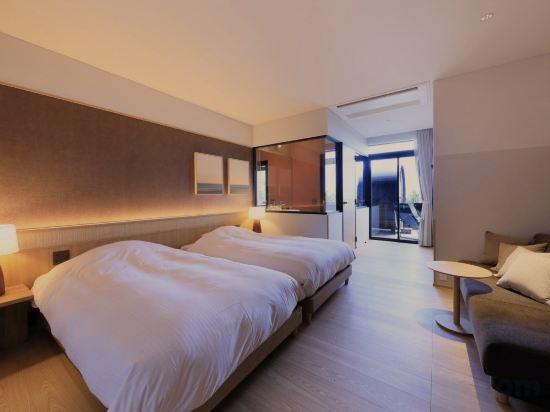 Semi Room, Junior Suite, 2 Semi Double Beds, Ocean View