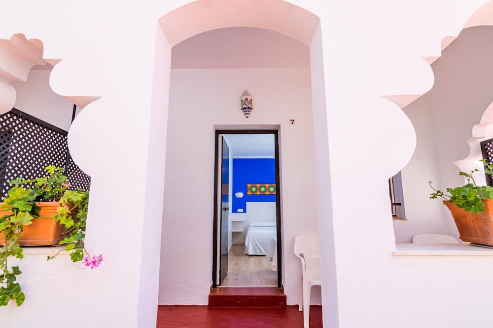 Hostal Alhambra 5/50