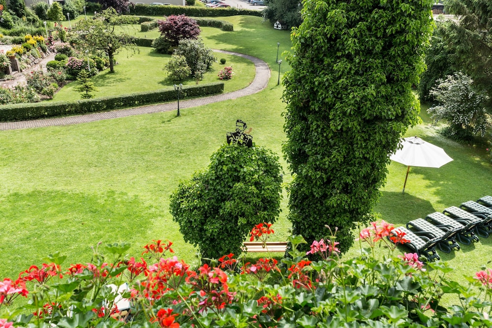 Garden Hotel Reinhart 38/42