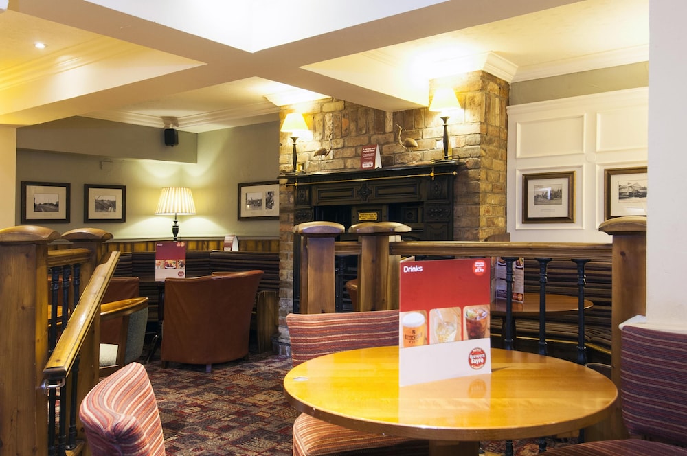 Premier Inn Leeds South (Birstall) 29/37