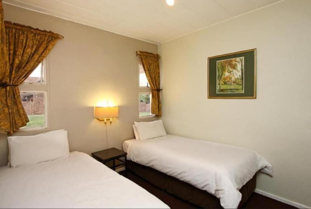 Vetho 2 Apartments OR Tambo Airport 11/31