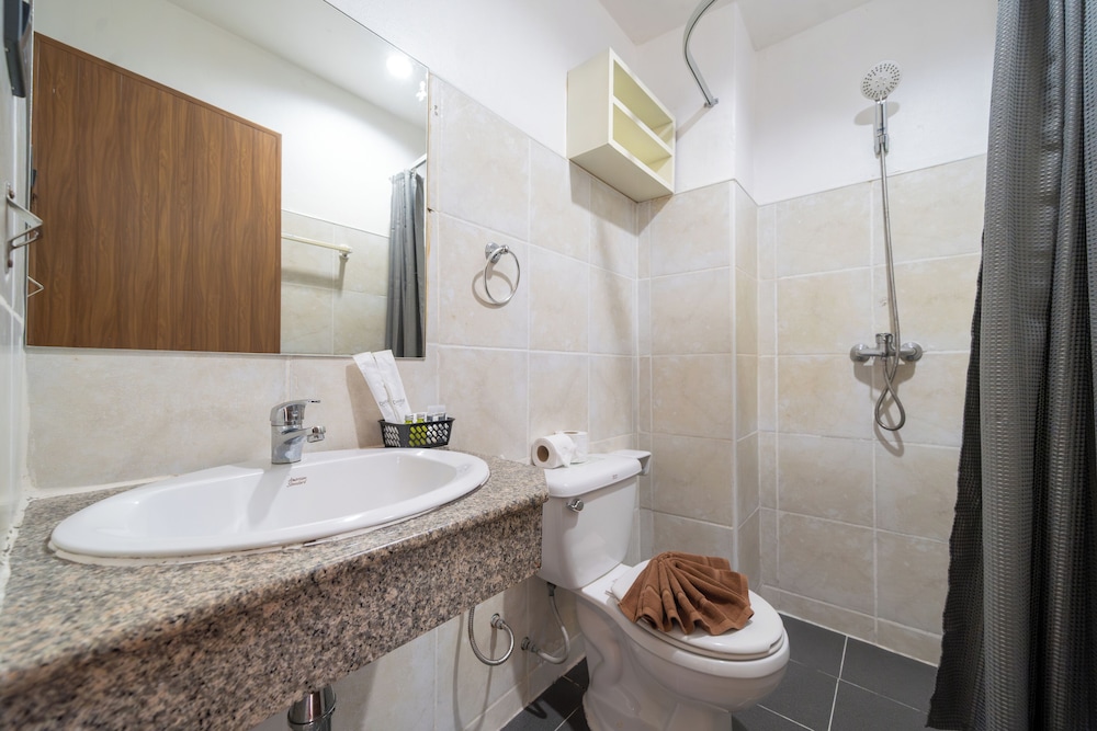 Patong Central Residence & Apartment 48/50