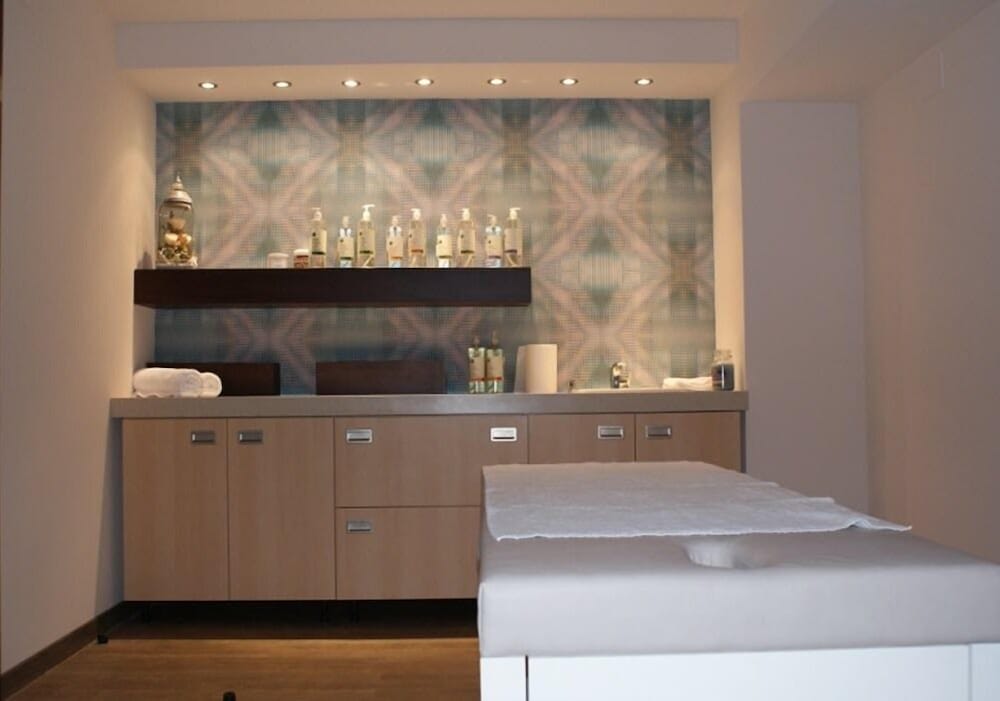 Ramada by Wyndham Pitesti 6/26