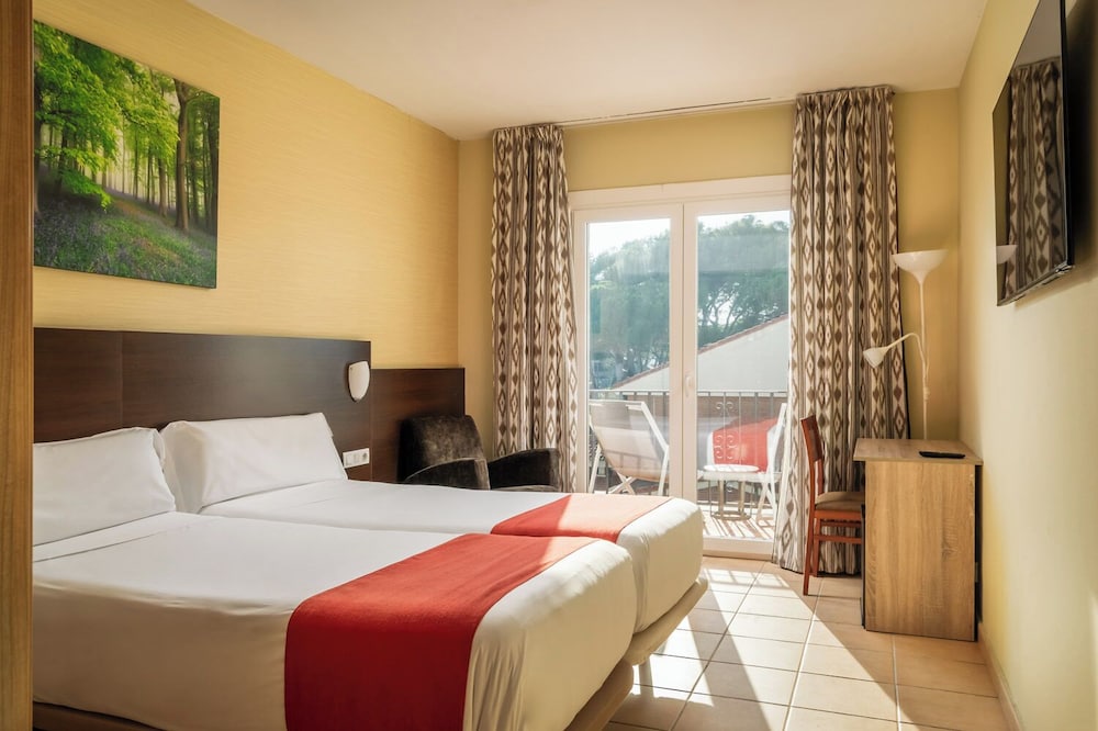 Canal Olimpic Hotel 28/64