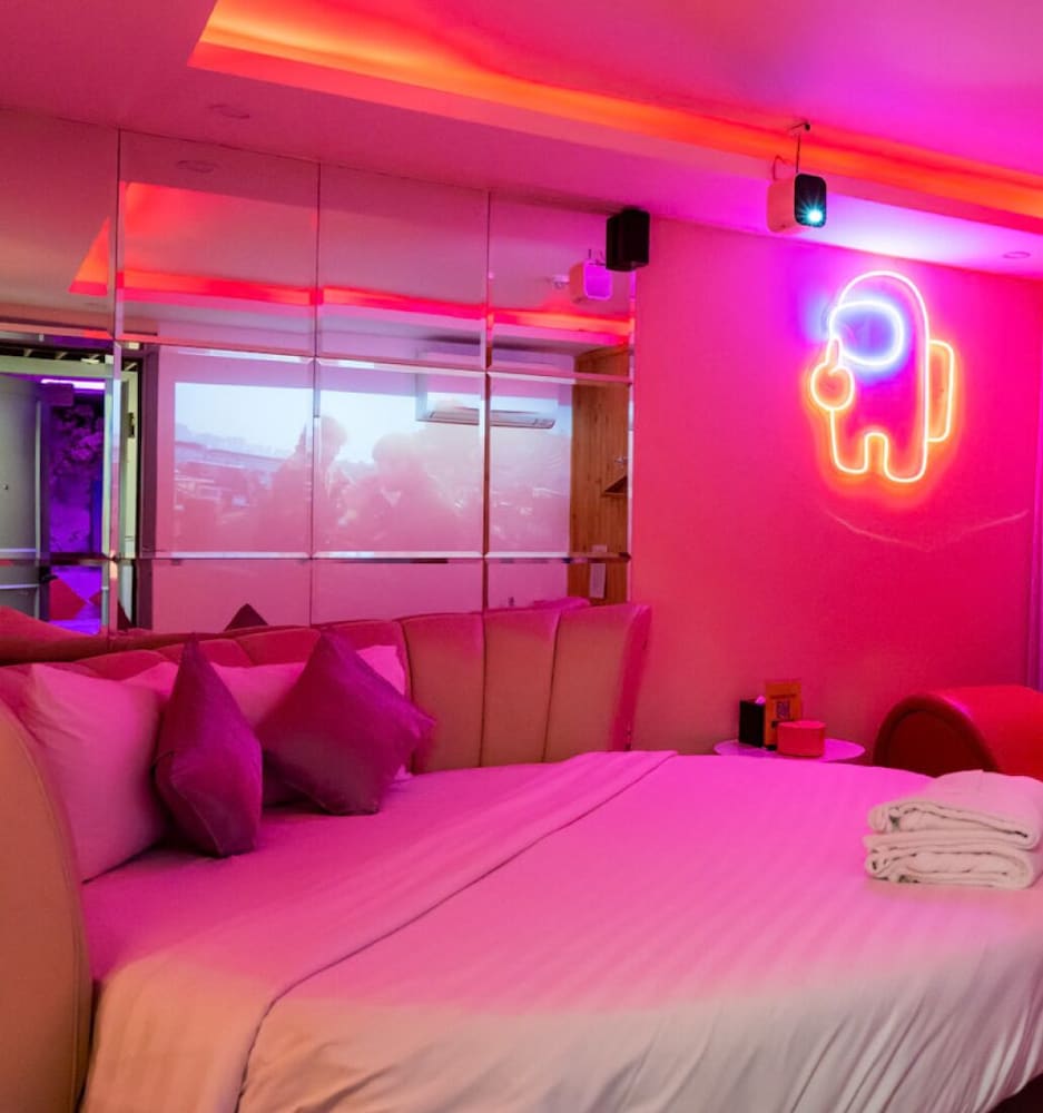 suite, sauna
