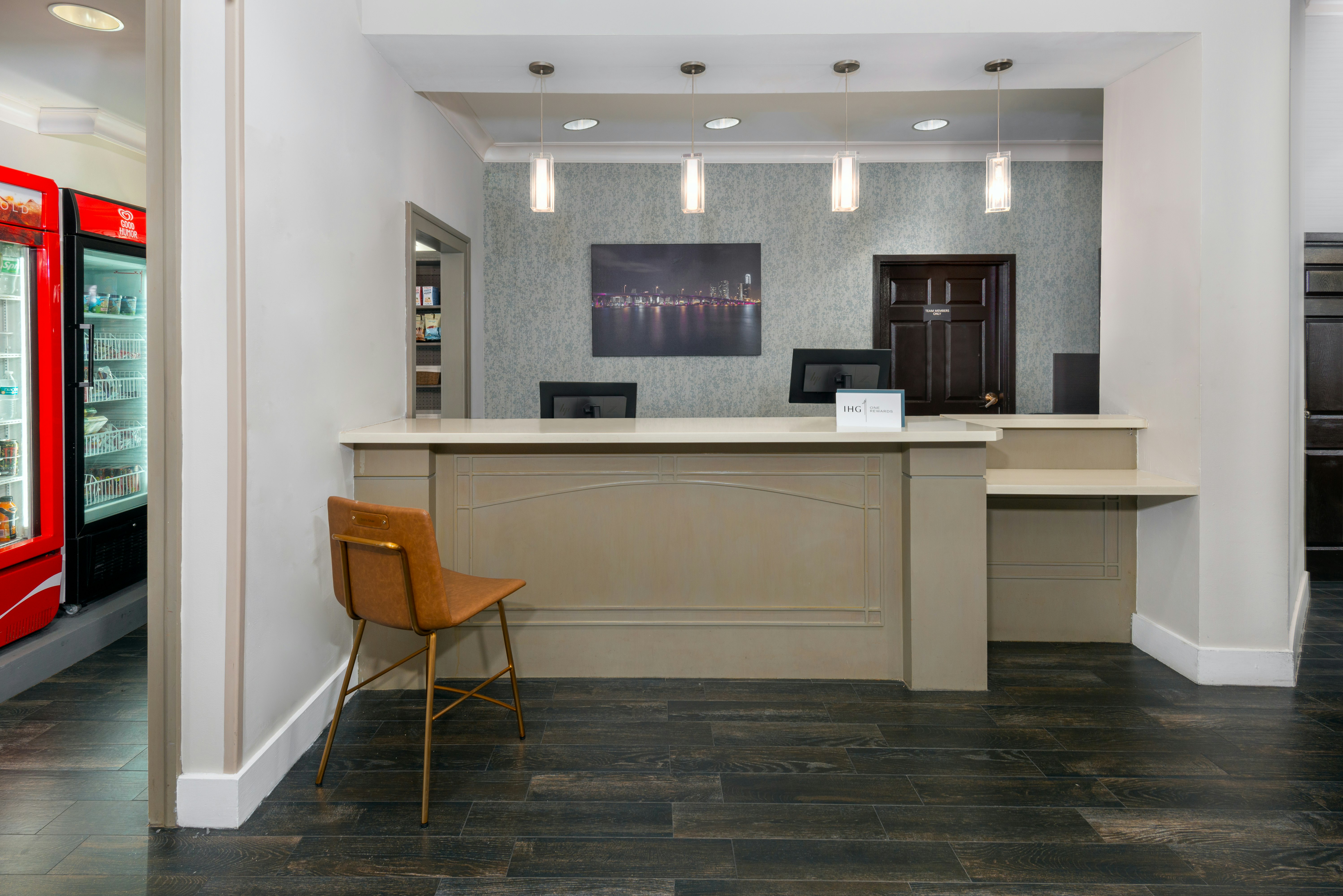 Staybridge Suites Miami Doral Area 9/55