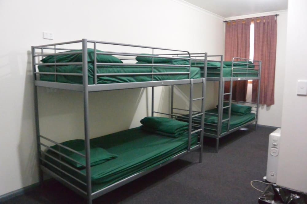 Elizabeth Hostel 38/62
