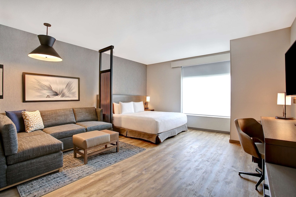 Hyatt Place at Wichita State University 27/37
