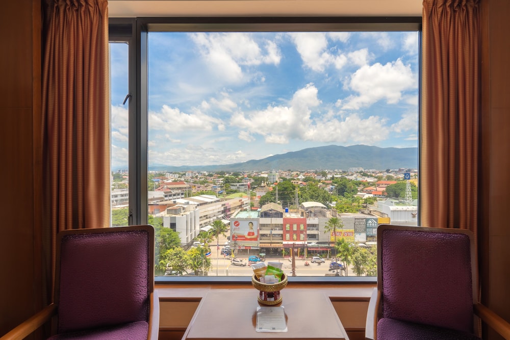 Shangri-La Chiang Mai 7/65