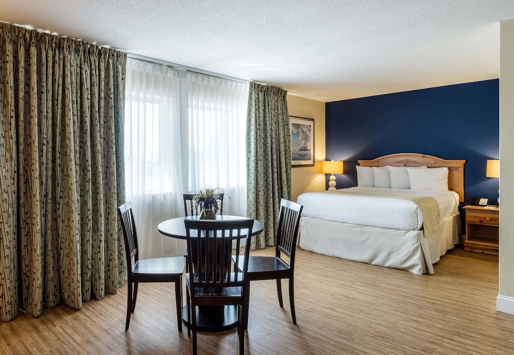 Clarion Inn Seekonk - Providence 11/29