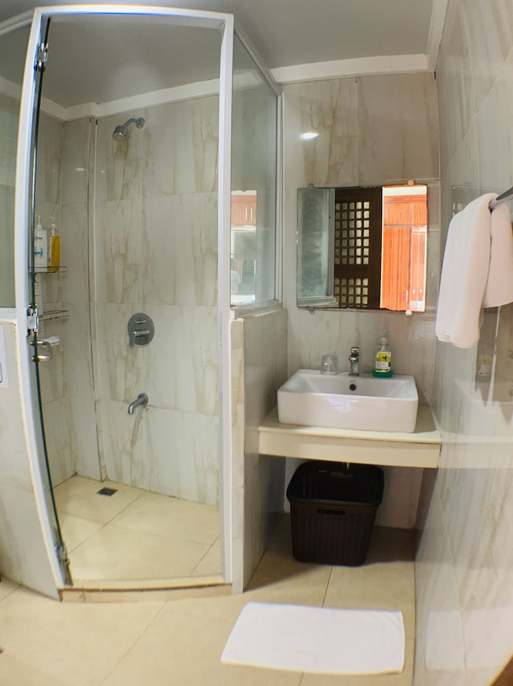 Arkipelago Beach Resort 50/50