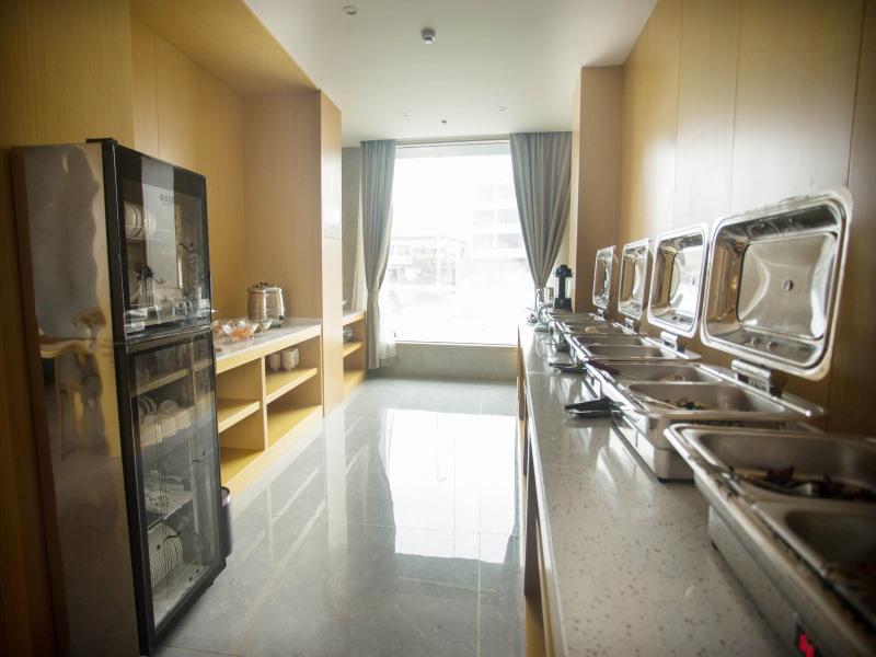 GreenTree Inn Anqing Tongcheng Tongan Road South Bus Station 23/29