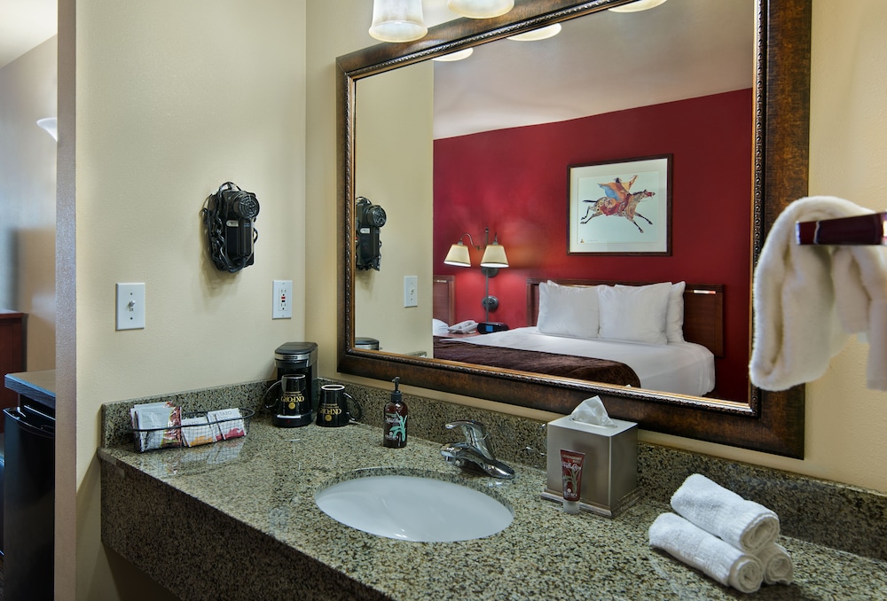 Oxford Suites Pendleton 15/54