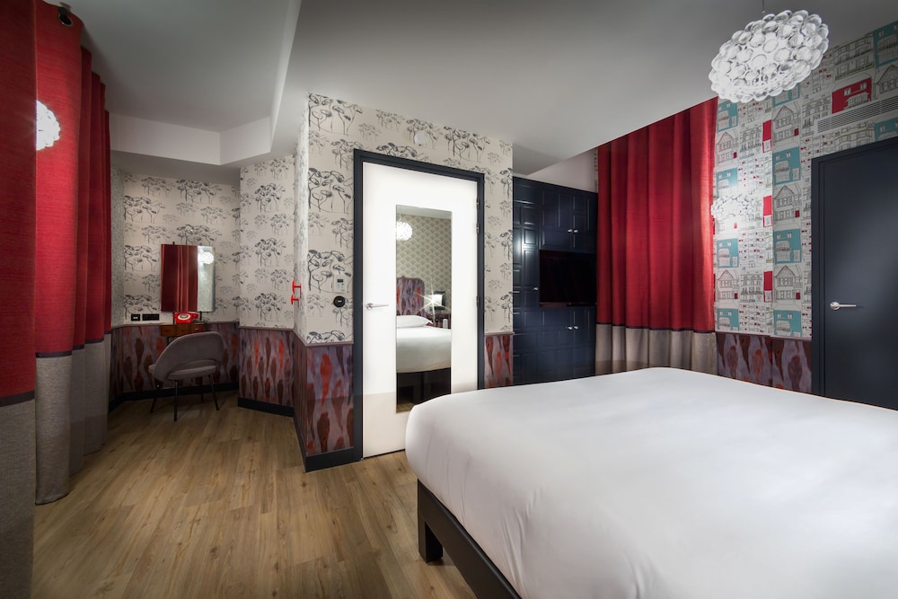 Hotel Crayon Rouge By Elegancia 21/50