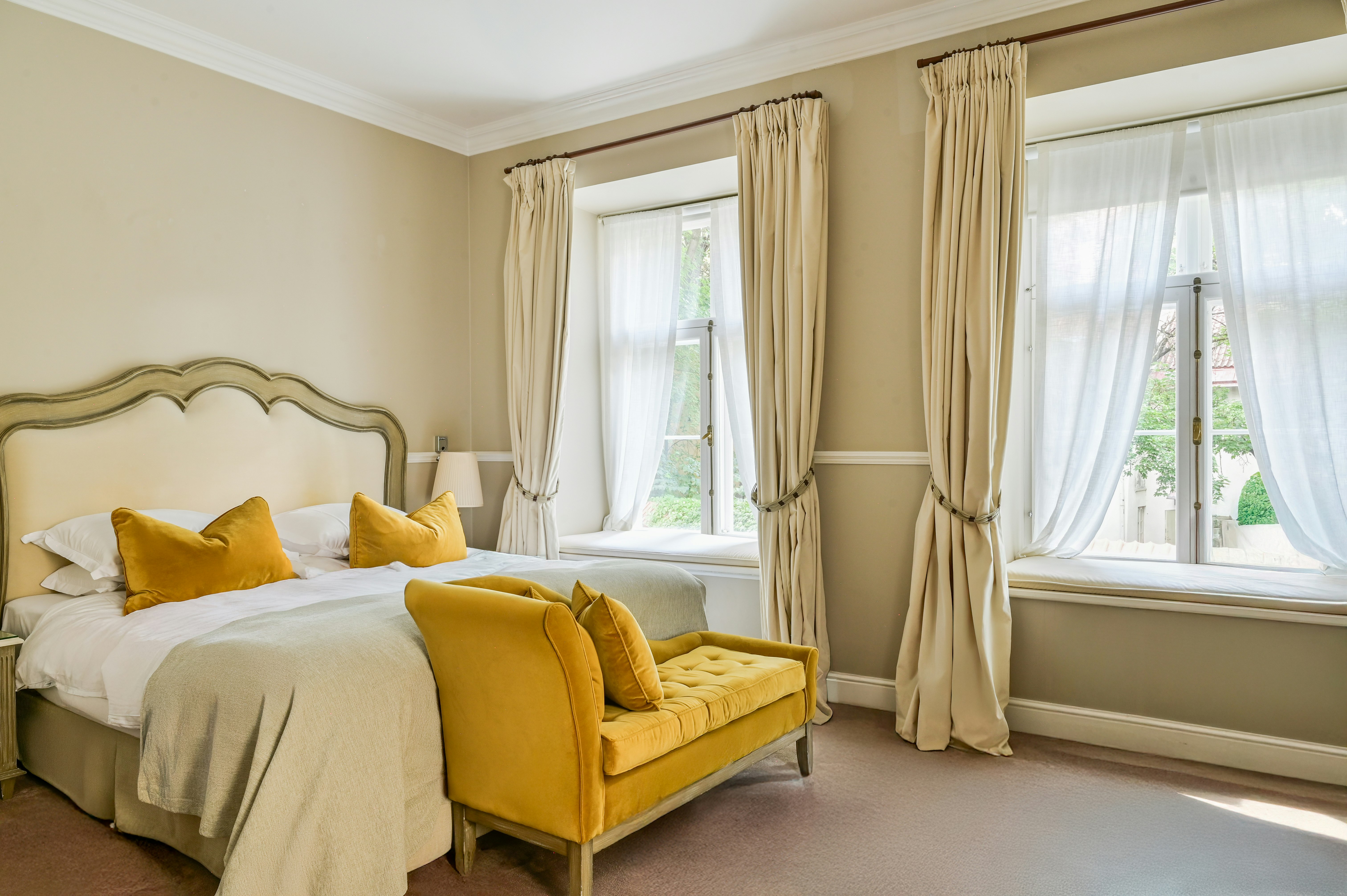 JUNIOR SUITE, DOUBLE OR TWIN BED