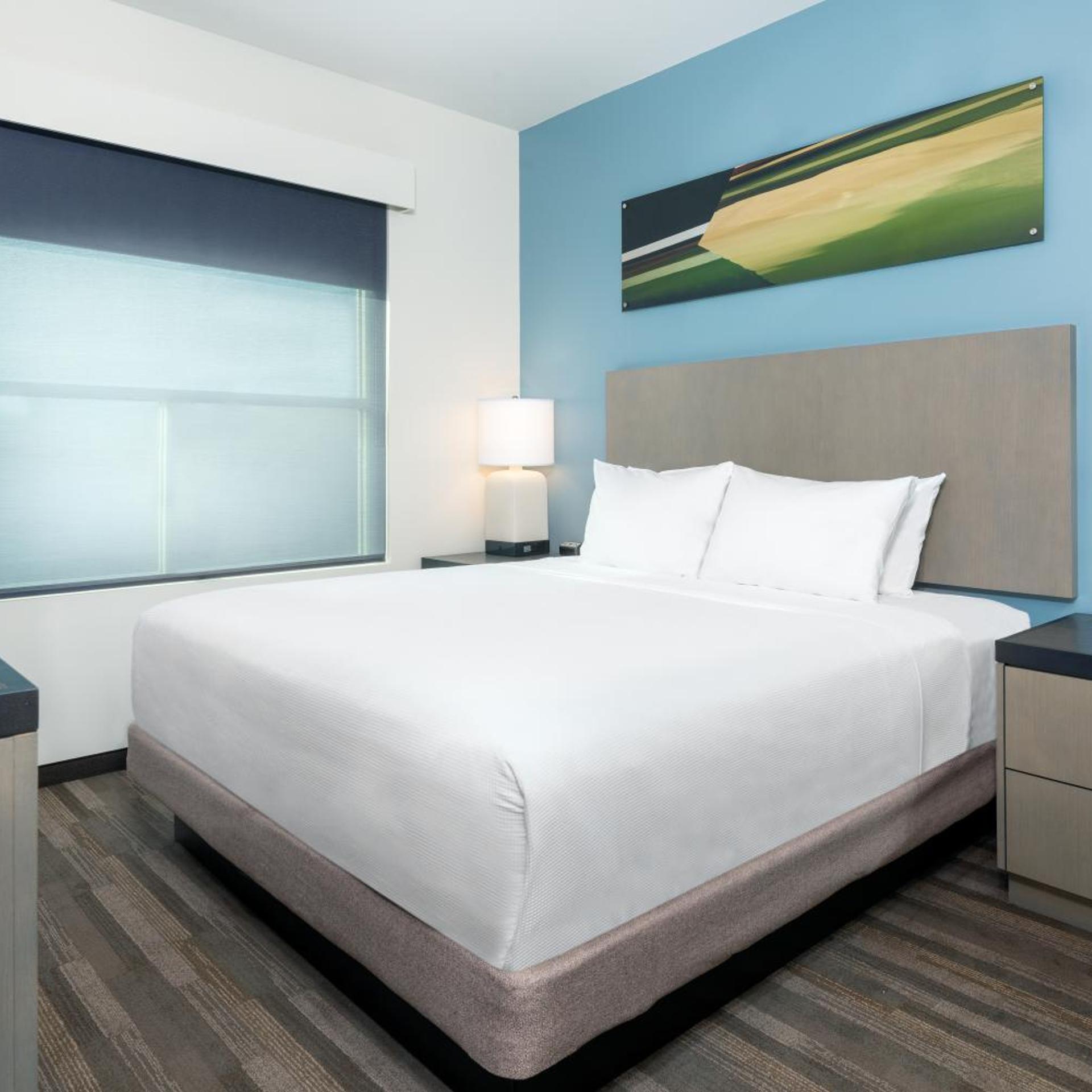 Specialty, Studio, Suite, King Bed