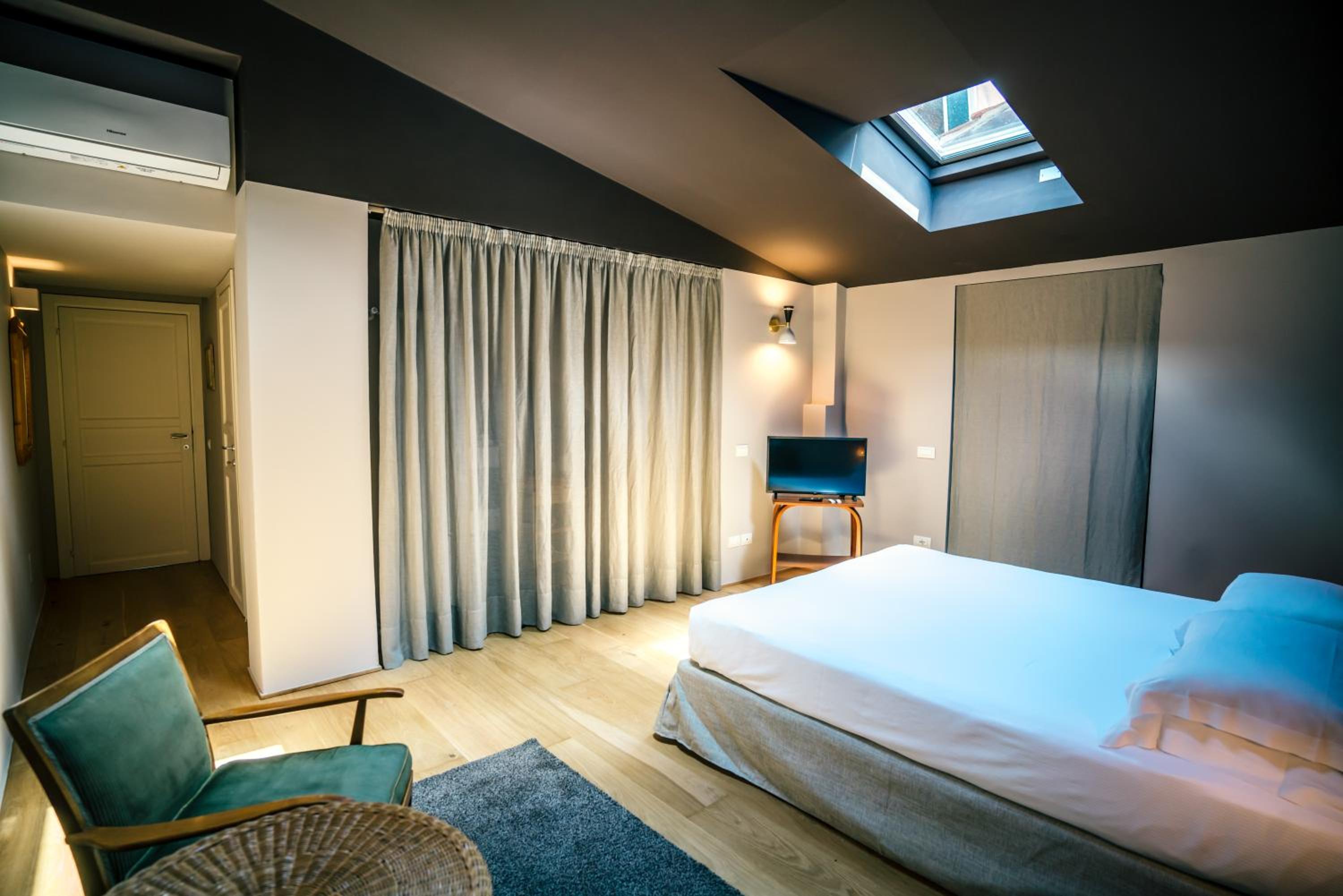Economy, Double or Twin Bed