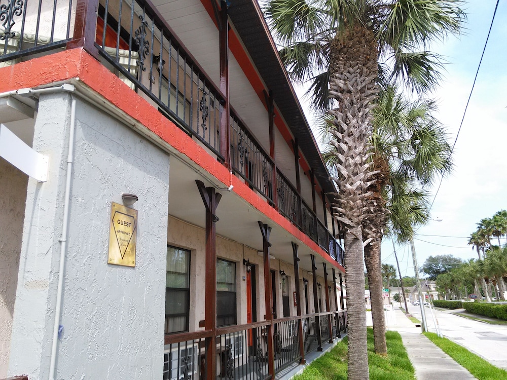 Merida Inn And Suites 1/50