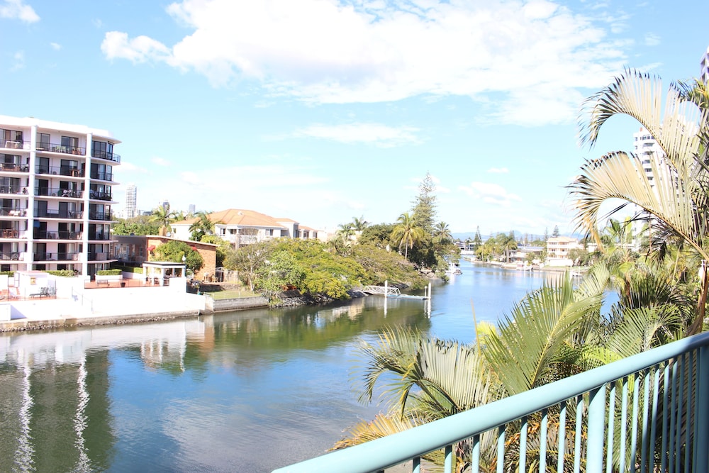 SURFERS RIVERSIDE APARTMENTS 29/43