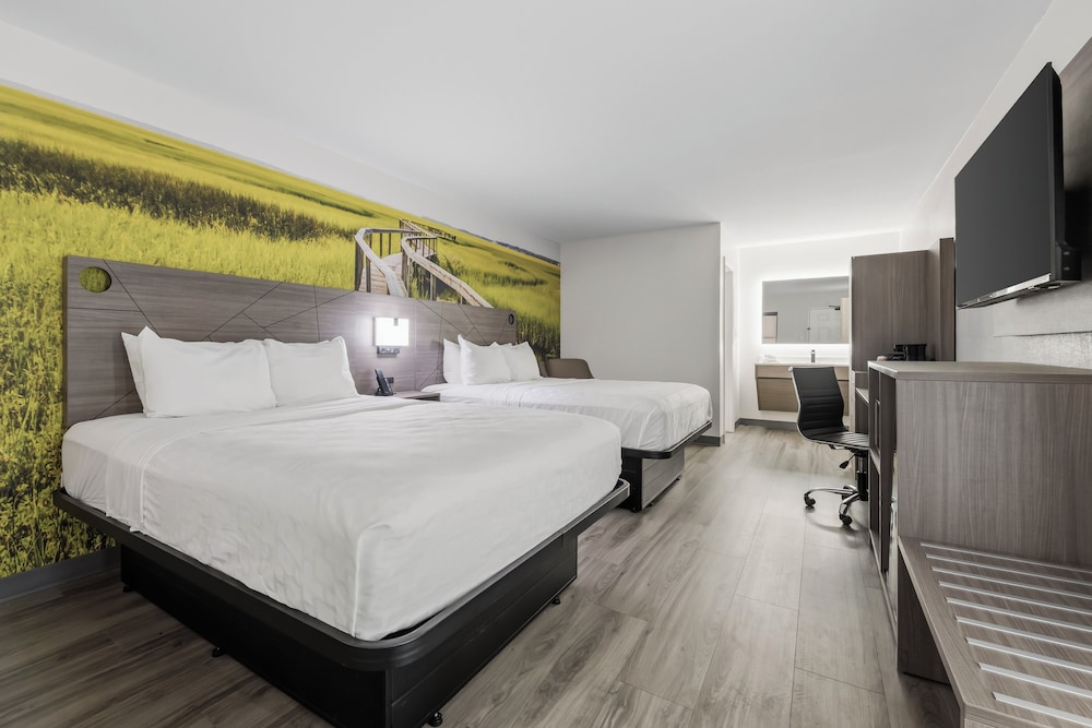 Upgrade, 2 Queen Beds