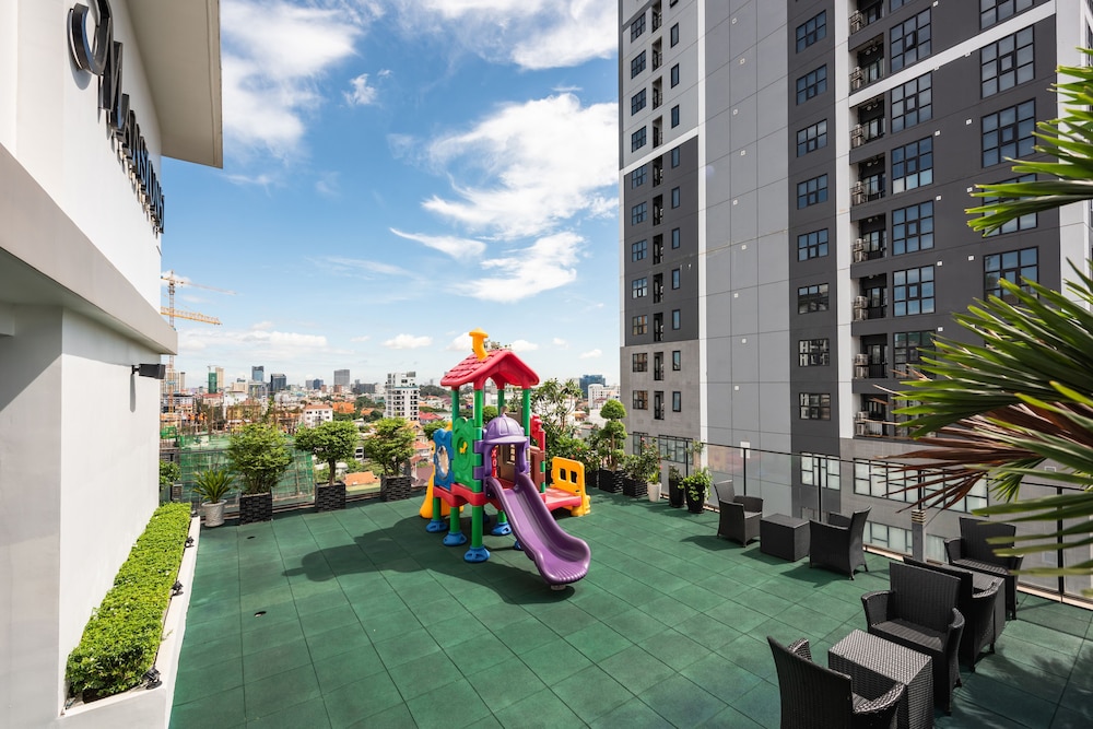 Mansion 51 Hotel & Apartment 57/67
