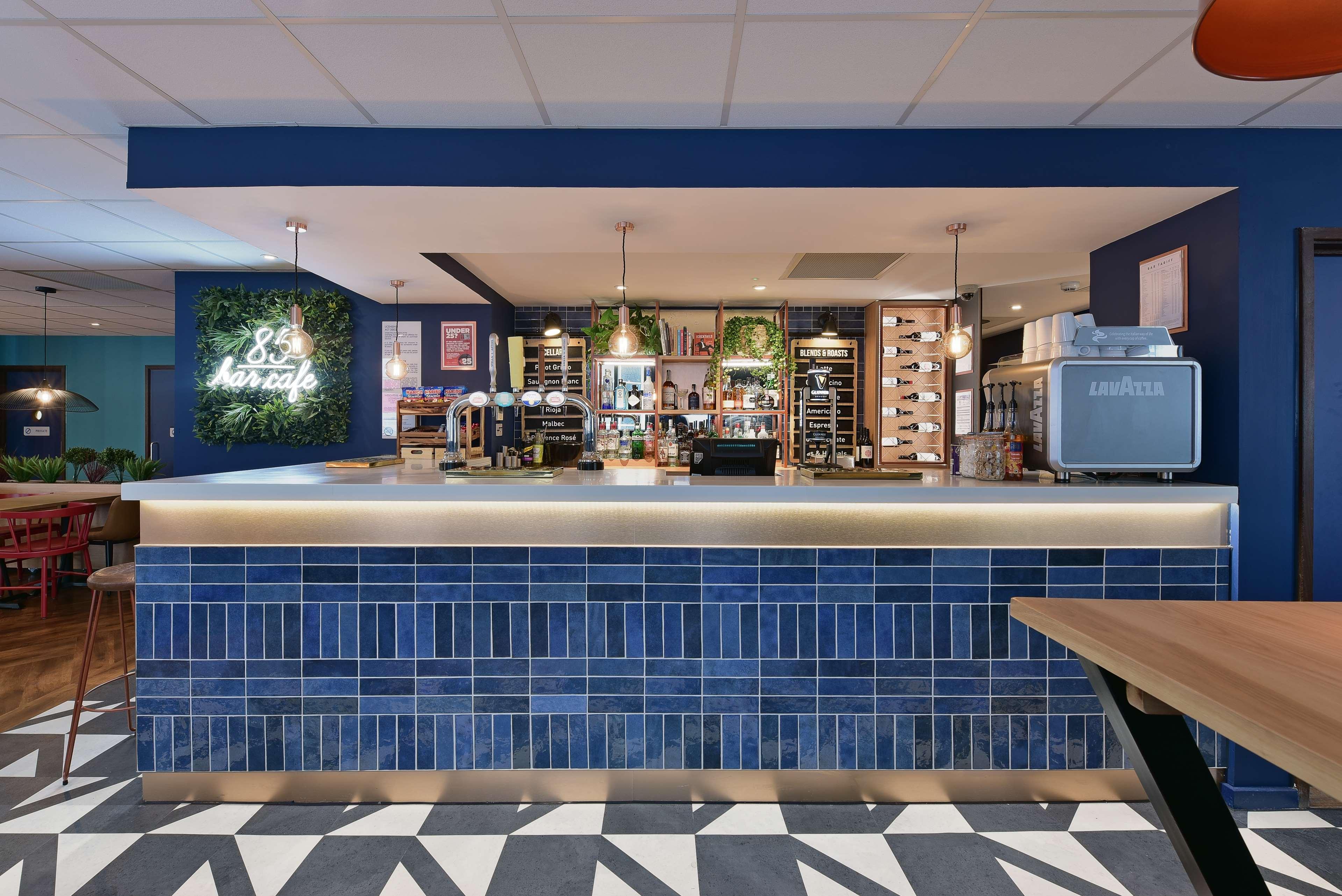 Travelodge Cardiff Central Queen Street 2/23