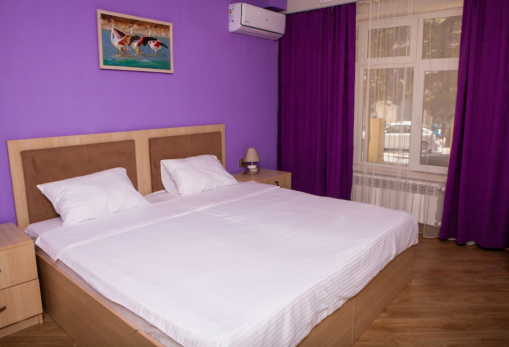 BASIC, DOUBLE BED