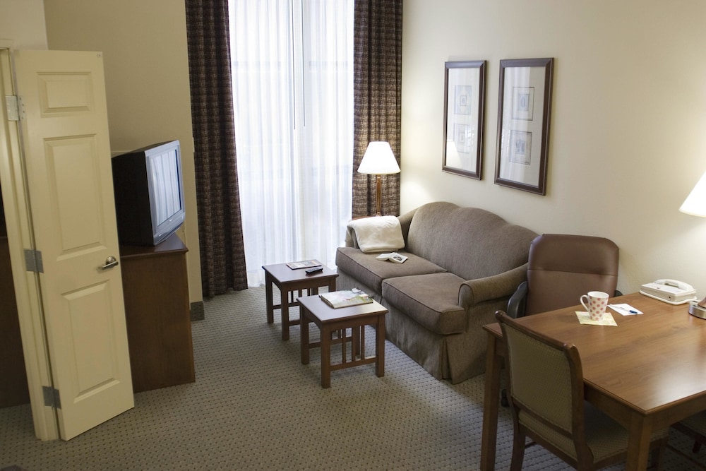 Staybridge Suites Memphis-Poplar Ave East 40/73