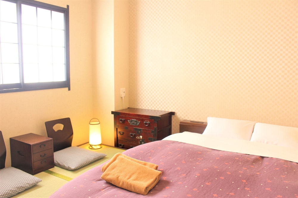 SUPERIOR, DOUBLE BED, CITY VIEW