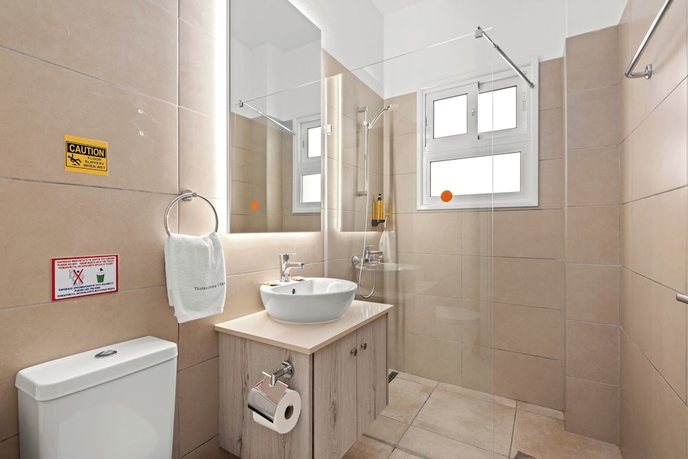 Thalassines Beach Villas 48/50