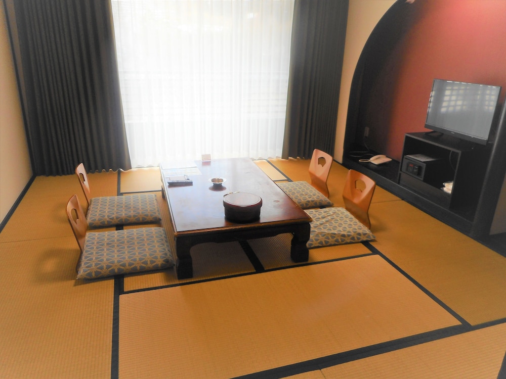 JAPANESE, PRIVATE BATHROOM