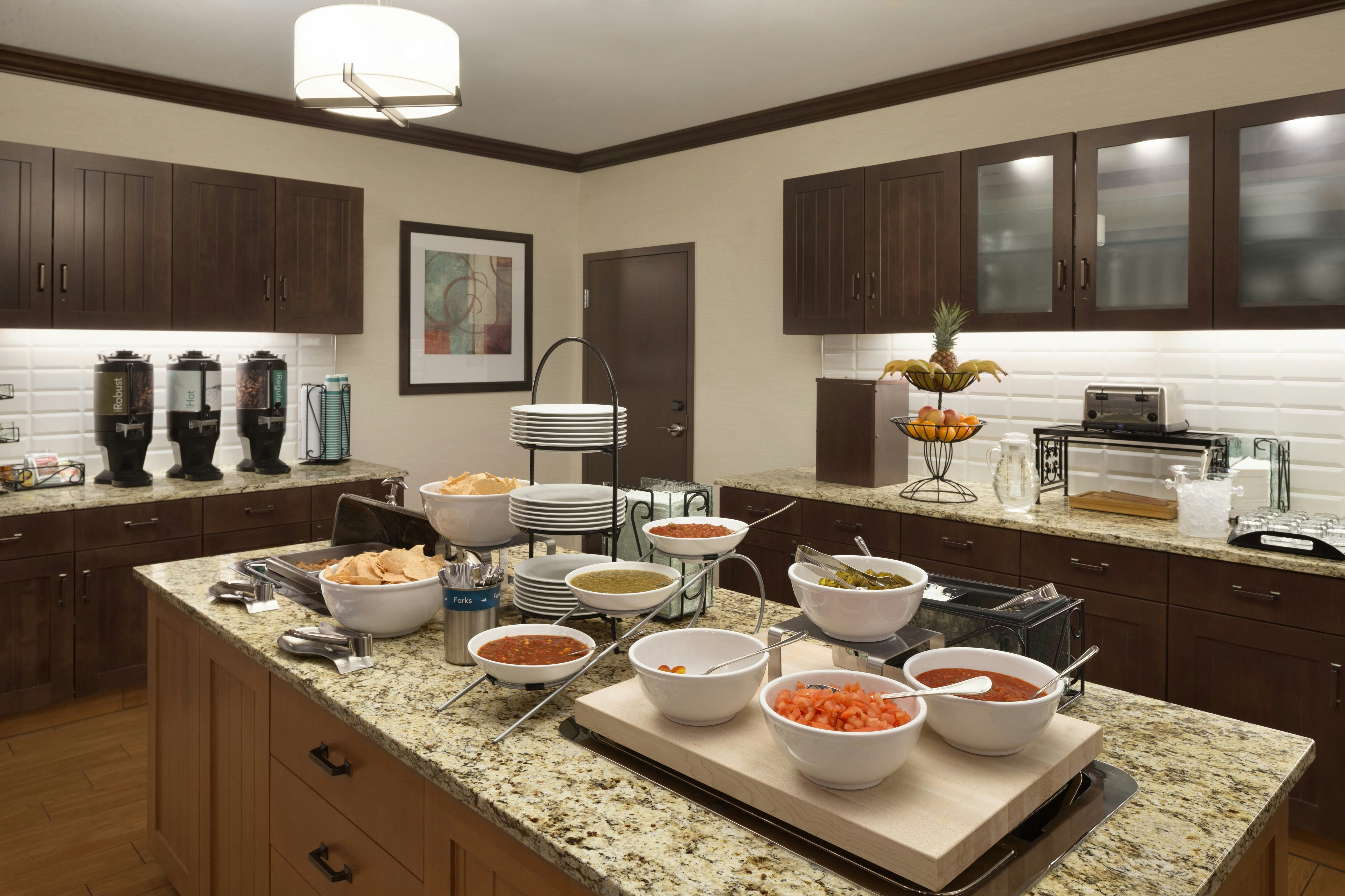 Homewood Suites By Hilton Kalamazoo-Portage 10/17
