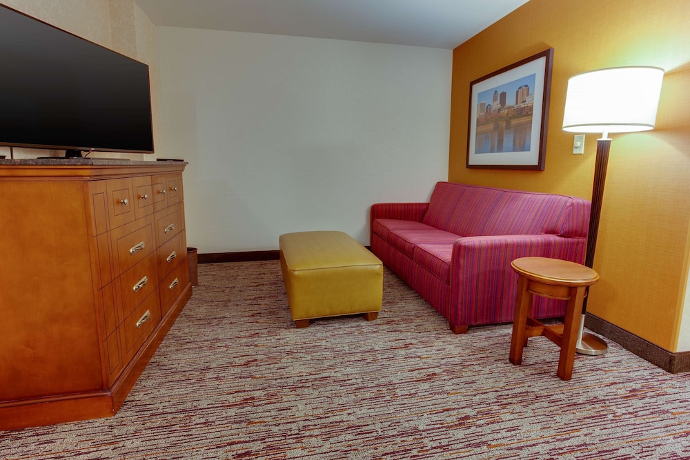Druri Inn And Suites West Des Moines 27/45