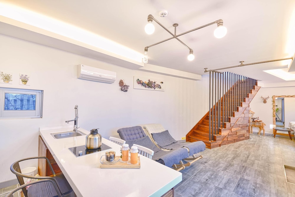 Seogwipo Dawa Pool Villa Pension 38/50