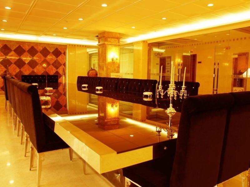 GreenTree Inn Jiuquan Century Plaza Hotel 16/68
