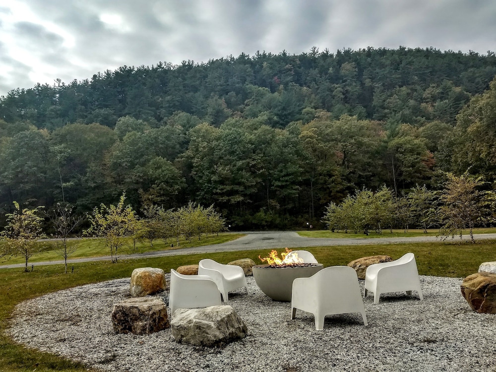 The Briarcliff Motel 47/58