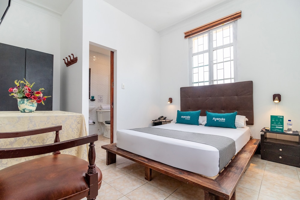 ECONOMY, DOUBLE BED