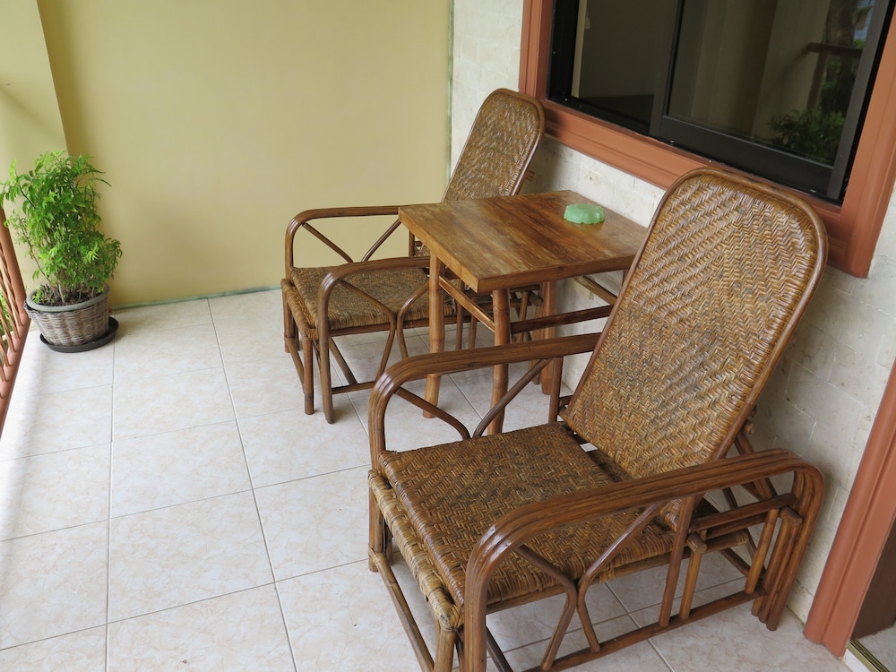 Wellbeach Dive Resort 49/74