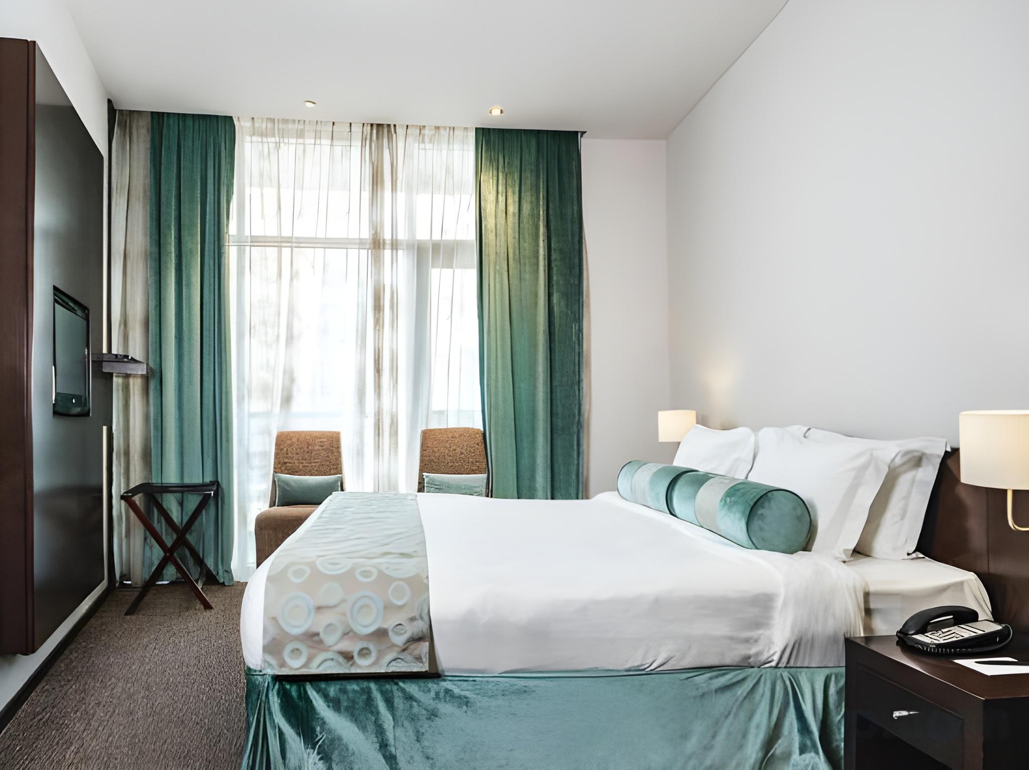 One Bedroom Apartment Partial View