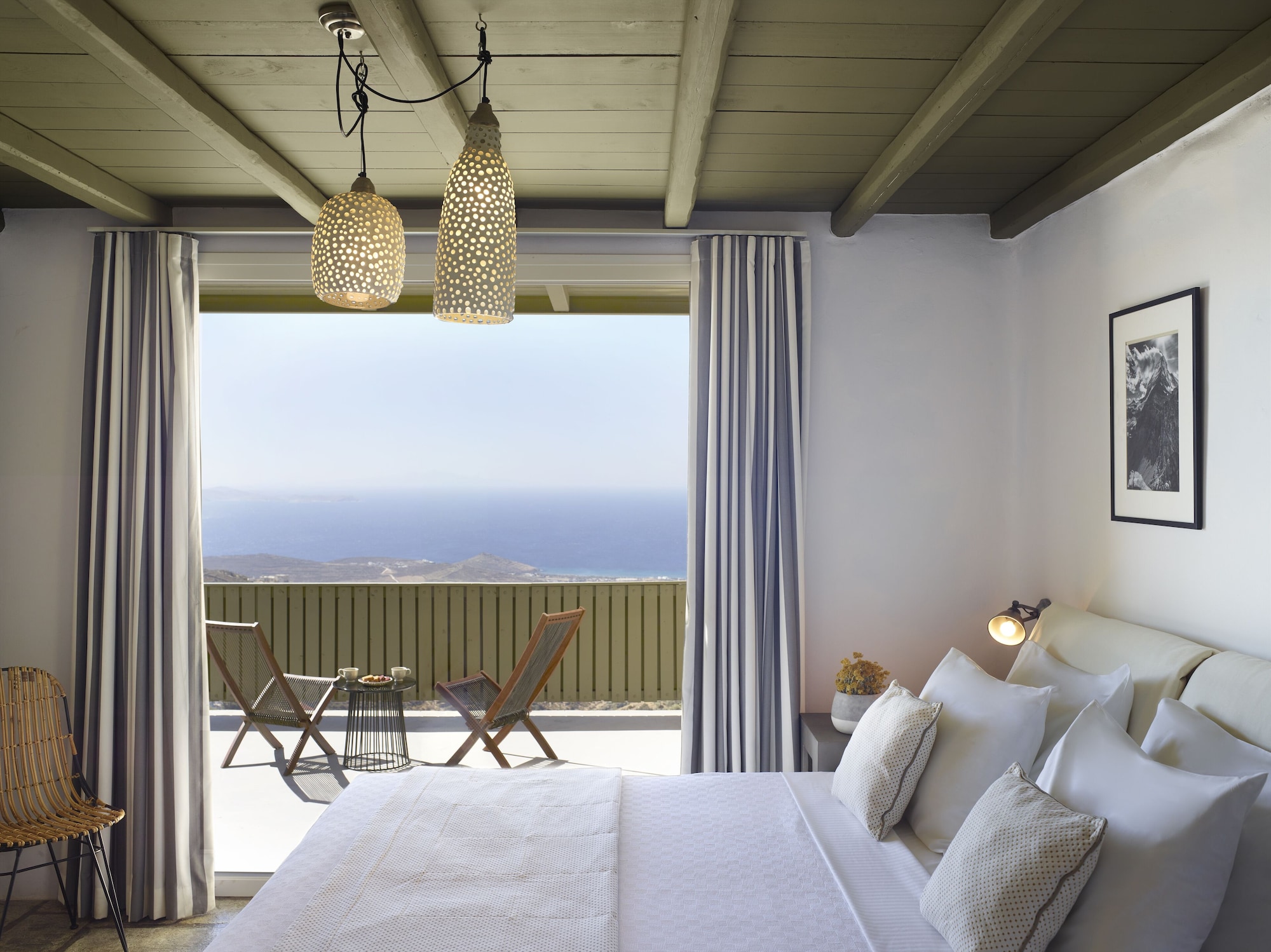 غرفة بريميوم بسرير كينج بإطلالة على البحر، Aeolis Tinos Suites 7/10
