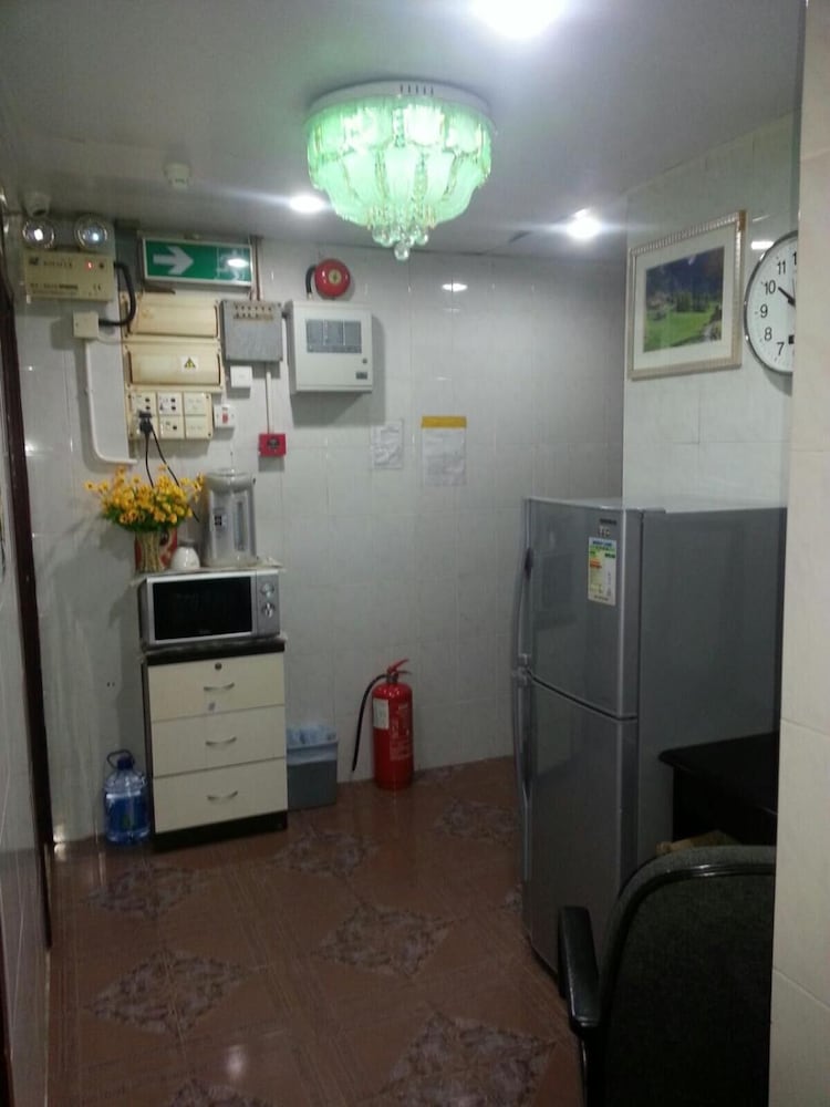 Cebu Hostel 51/64