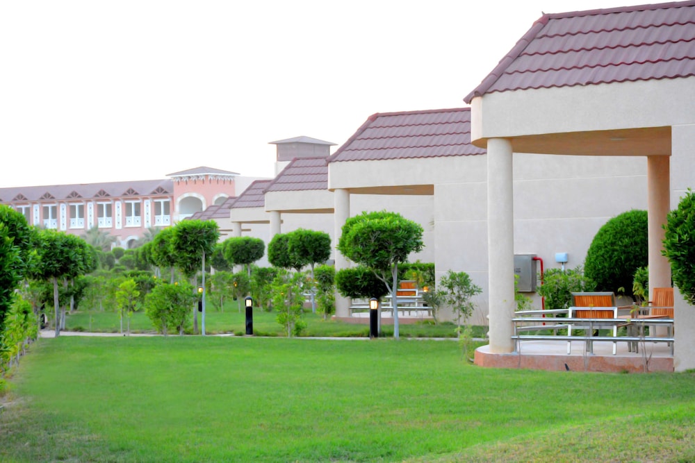 Radisson Blu Resort Al Khobar Half Moon Bay in AL KHOBAR