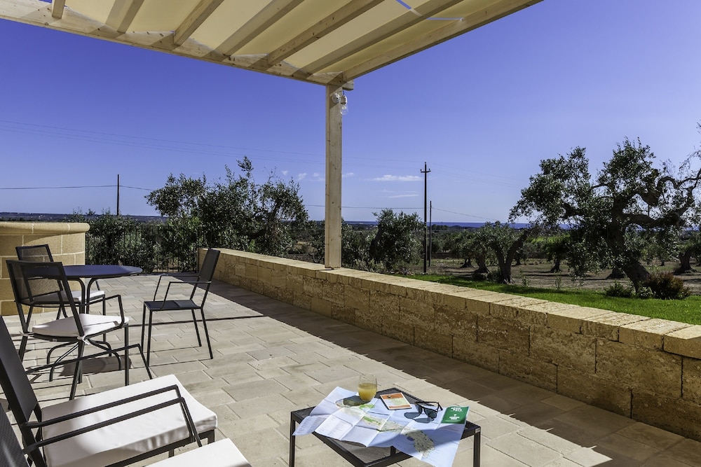 Tenuta Monticelli Bio Relais 49/64