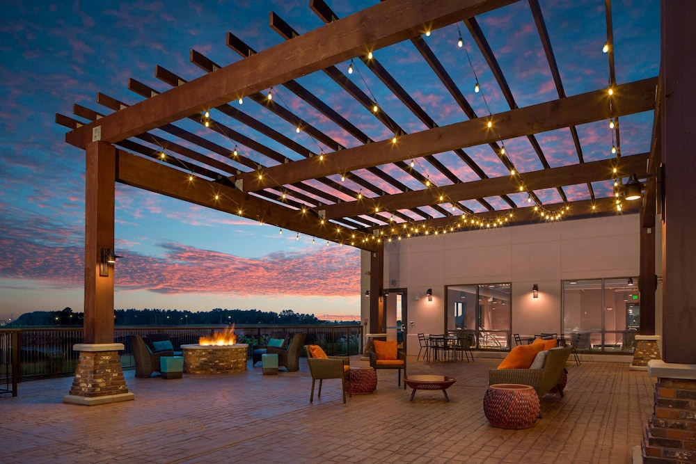 Towneplace Suites By Marriott Foley At Owa 6/24
