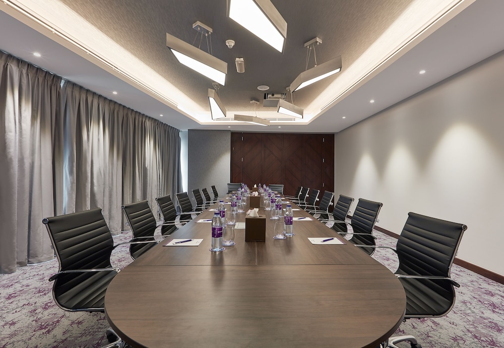 Park Regis Business Bay 39/49