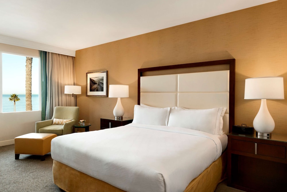 Cape Rey Carlsbad Beach, a Hilton Resort and Spa 17/77