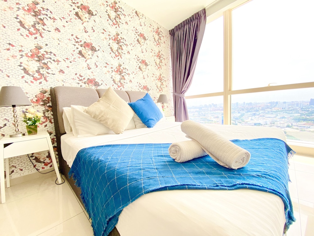 Chrisenbel Suites - Pinnacle Pj 10/37
