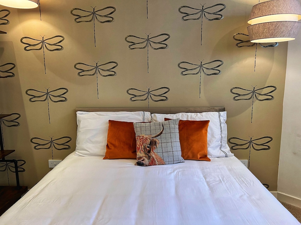 Crieff Armoury Luxury Self Catering Apartment 20/36