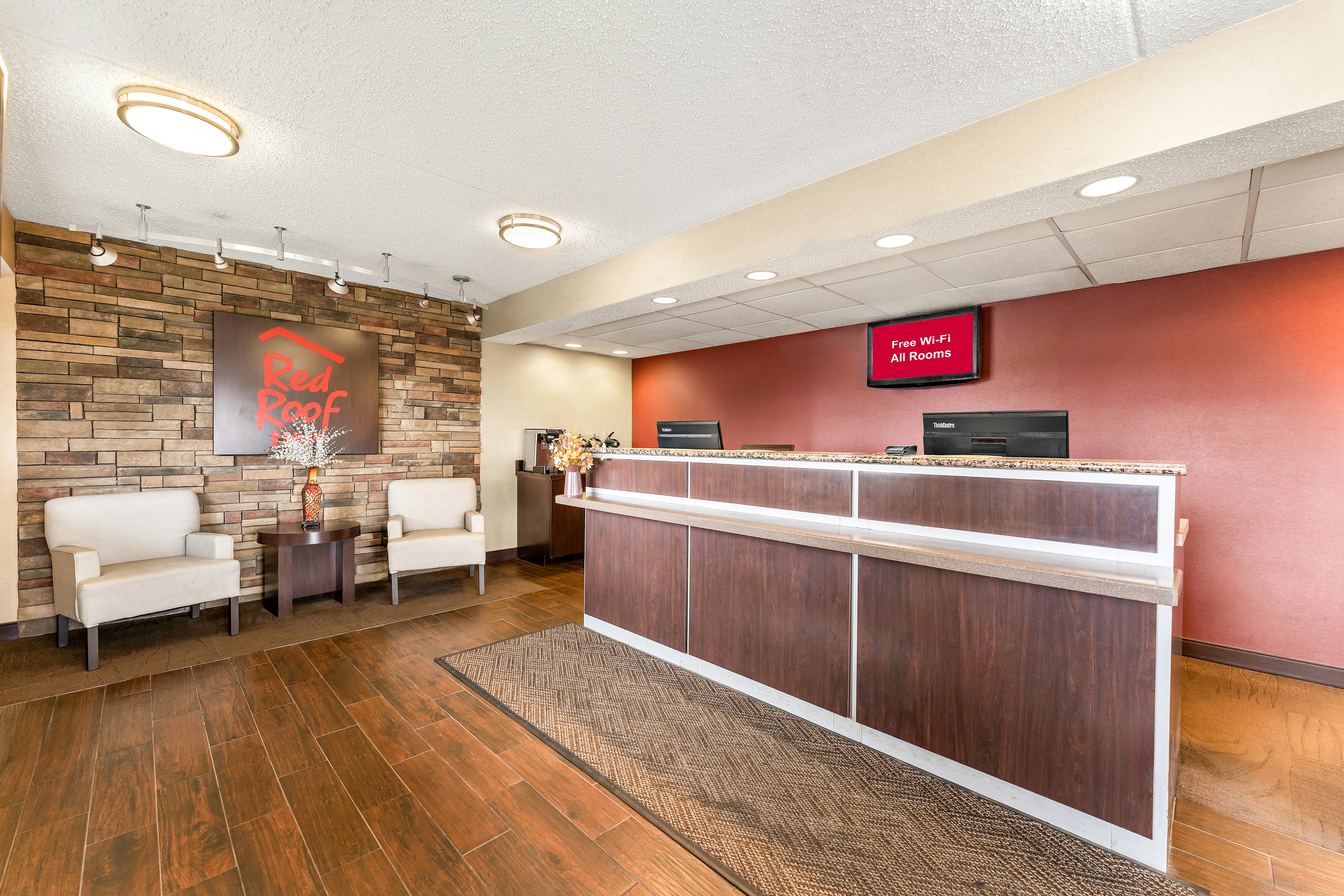 Red Roof Inn Allentown Airport 4/23